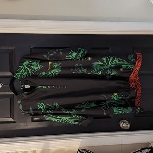 Dress Shirt size M/L